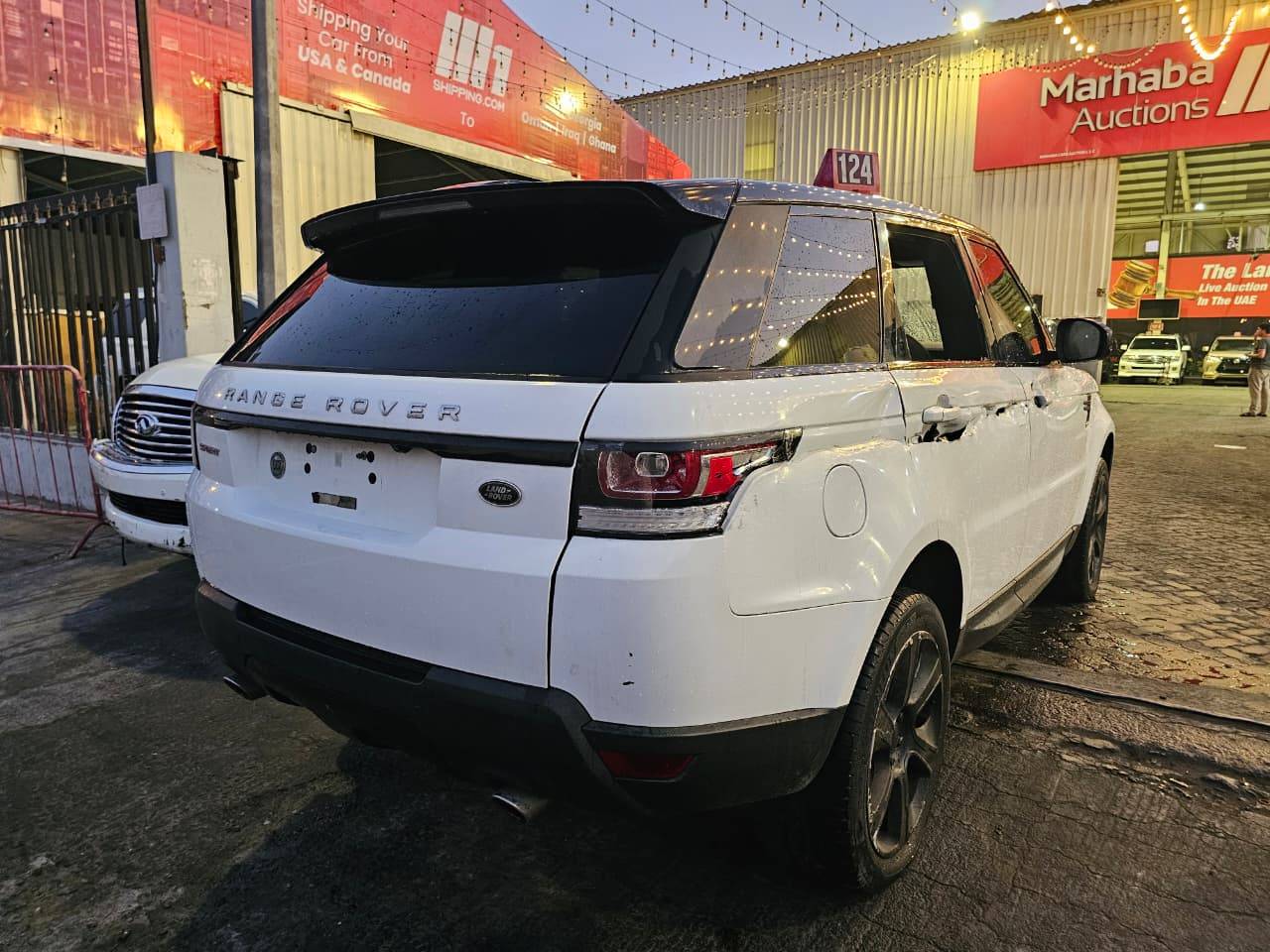2015 LAND ROVER RANGE ROVER SPORT SUPERCHARGED — 189449 Miles — Lot 607986 — Main - Marhaba Auctions Used Cars - Image 4