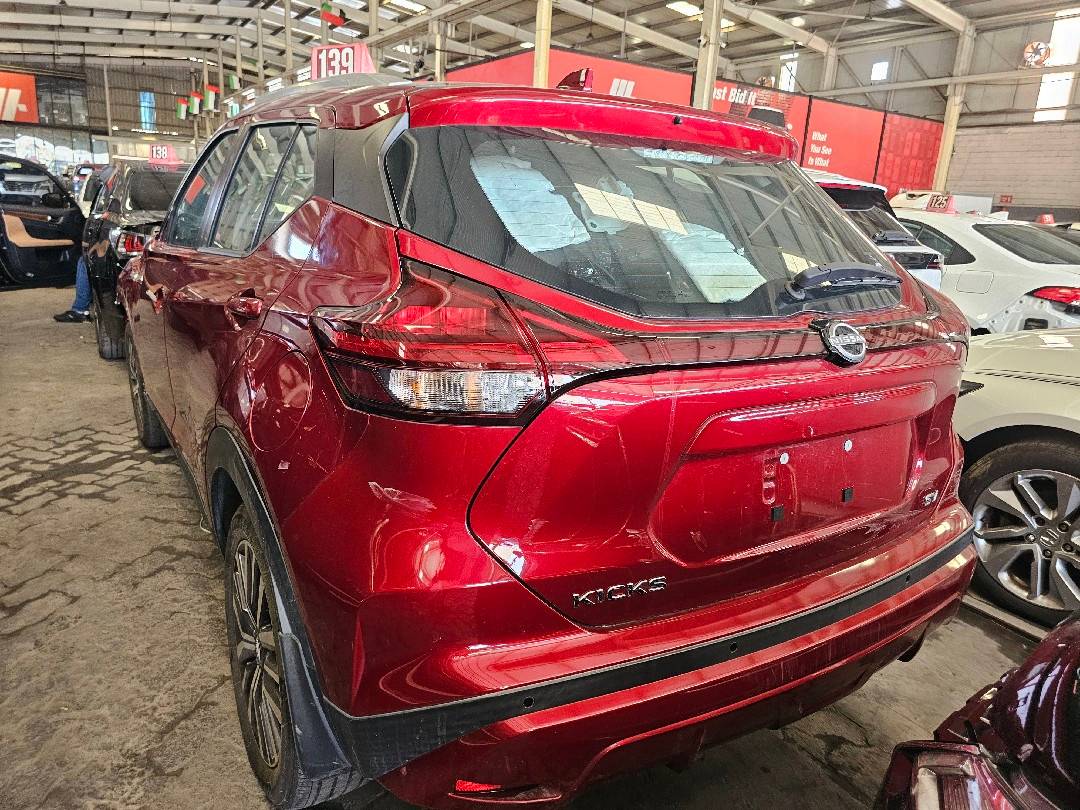 NISSAN KICKS