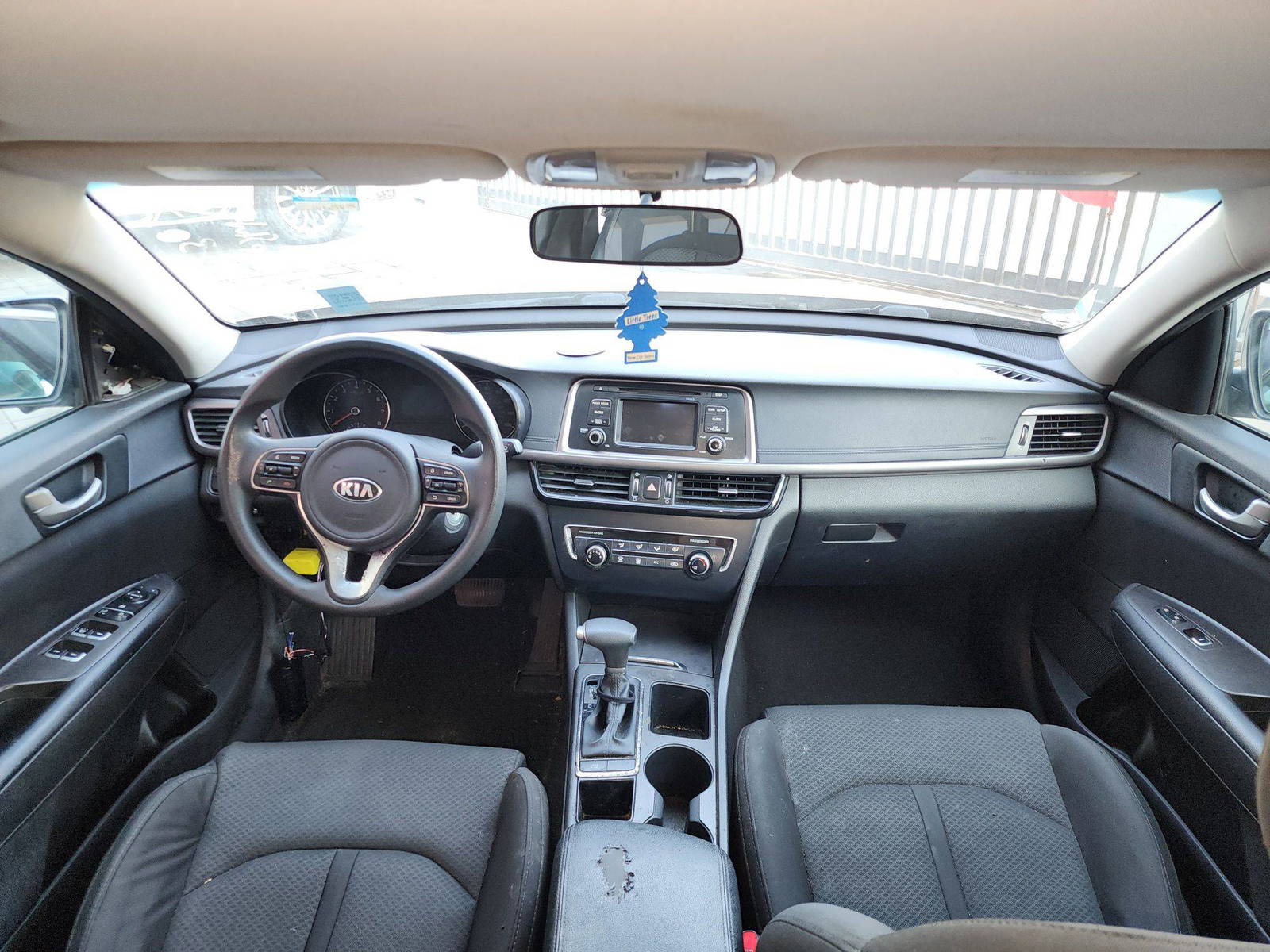 2017 KIA OPTIMA — 146219 Miles — Lot 6682104 — Souq - Marhaba Auctions Used Cars - Image 8