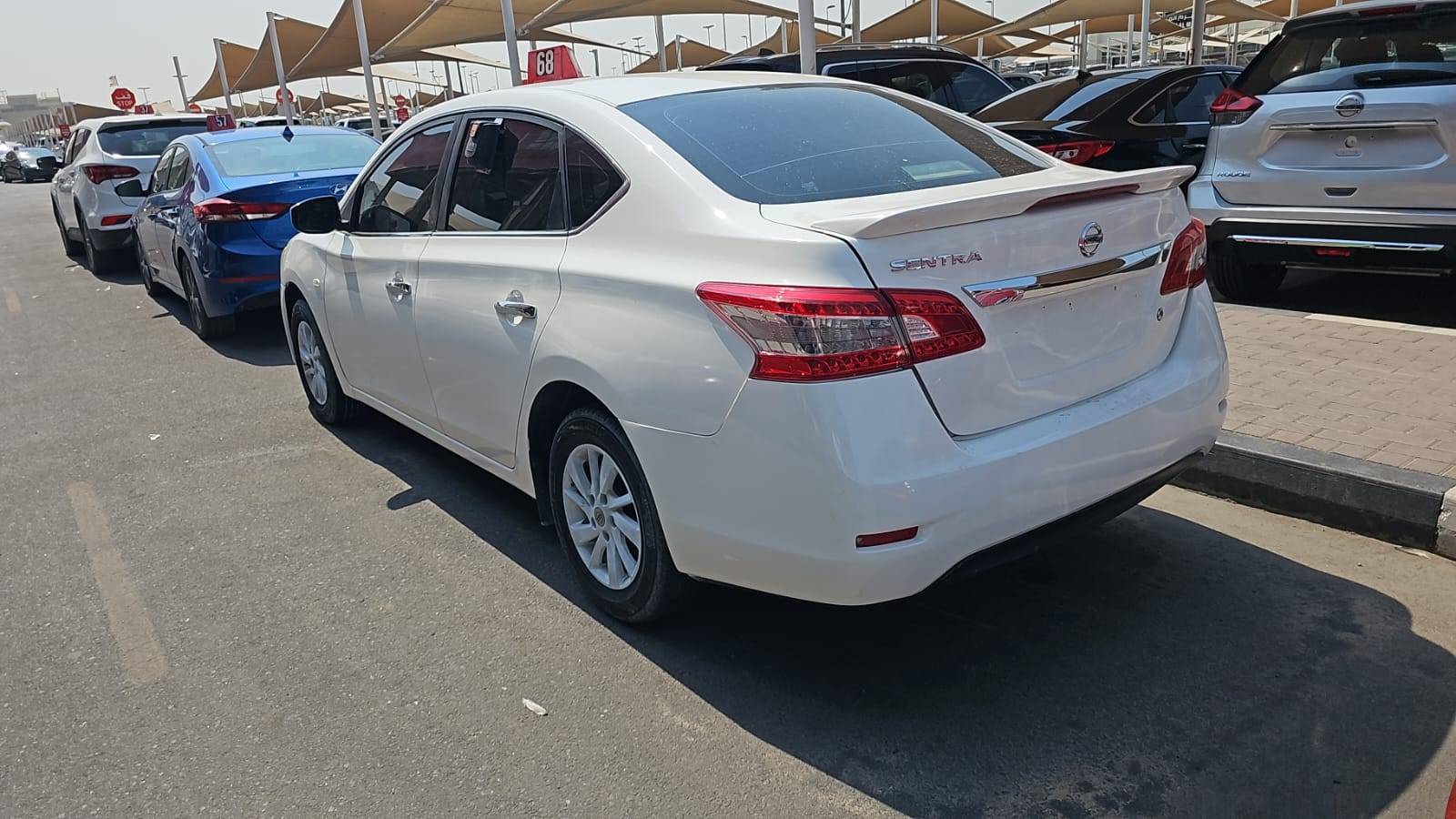 2017 NISSAN SENTRA — 195528 KM — Lot H6050400 — Souq - Marhaba Auctions Used Cars - Image 5