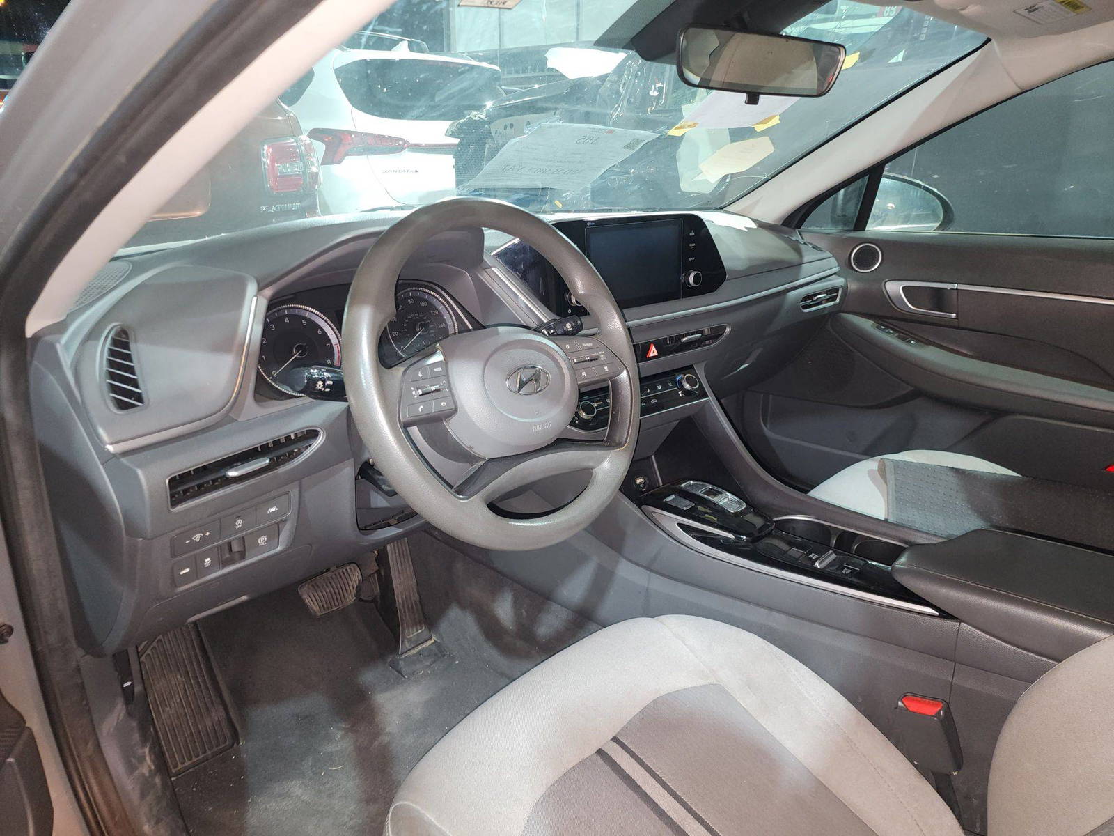 HYUNDAI SONATA 2021 - Marhaba Auction Used Cars - Image 8