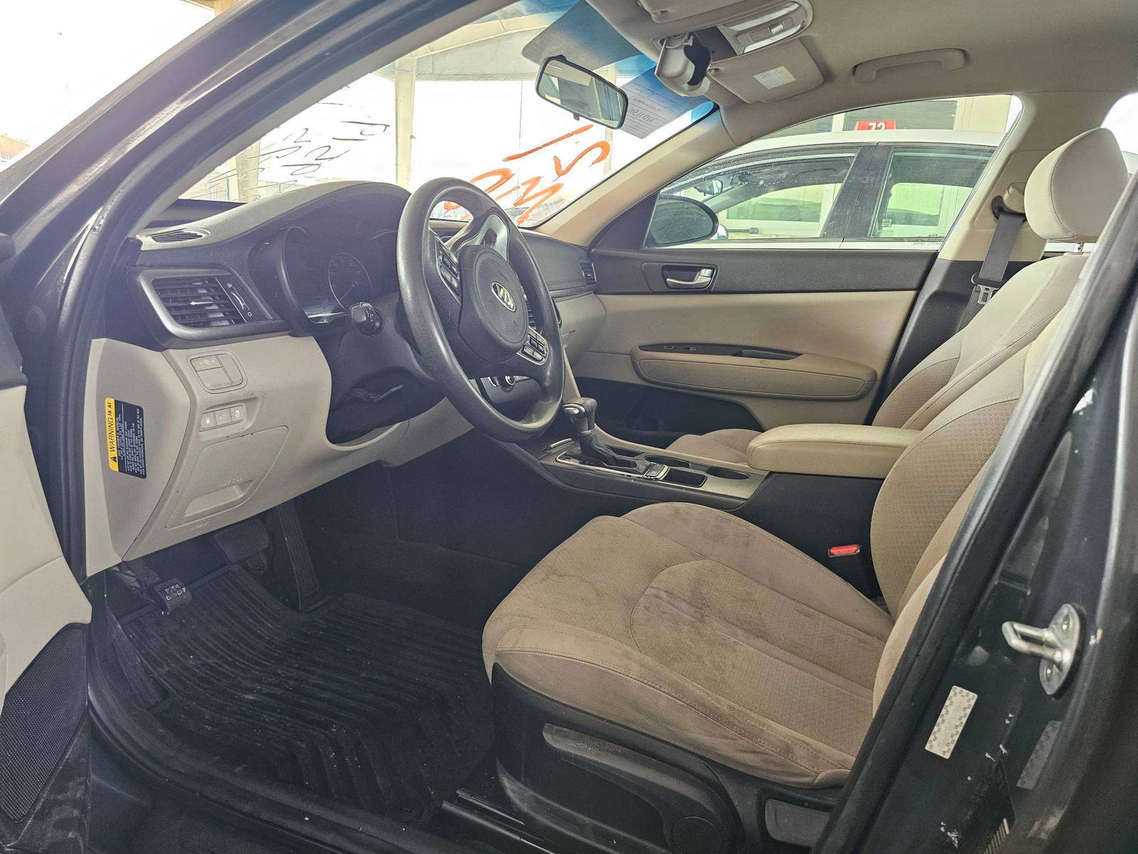 2016 KIA OPTIMA — 121093 Miles — Lot 60280775 — Souq - Marhaba Auctions Used Cars - Image 8