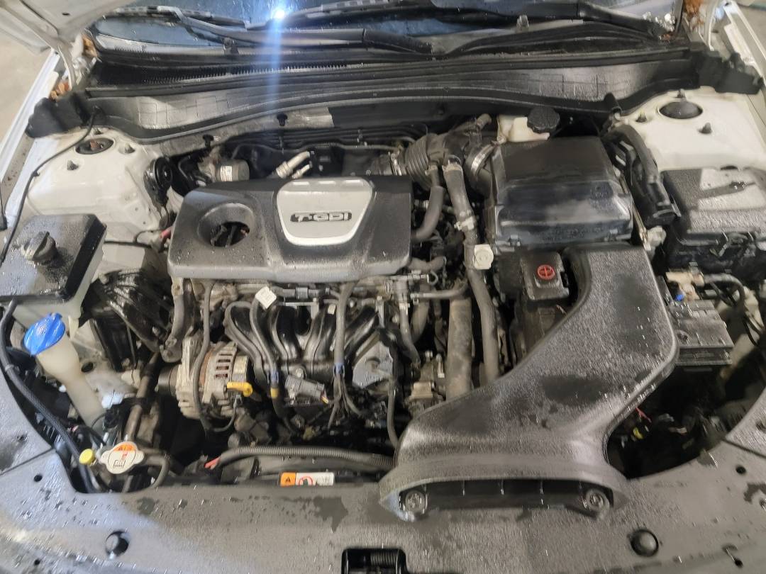 2016 KIA OPTIMA — 139199 Miles — Lot 734602 — Main - Marhaba Auctions Used Cars - Image 9