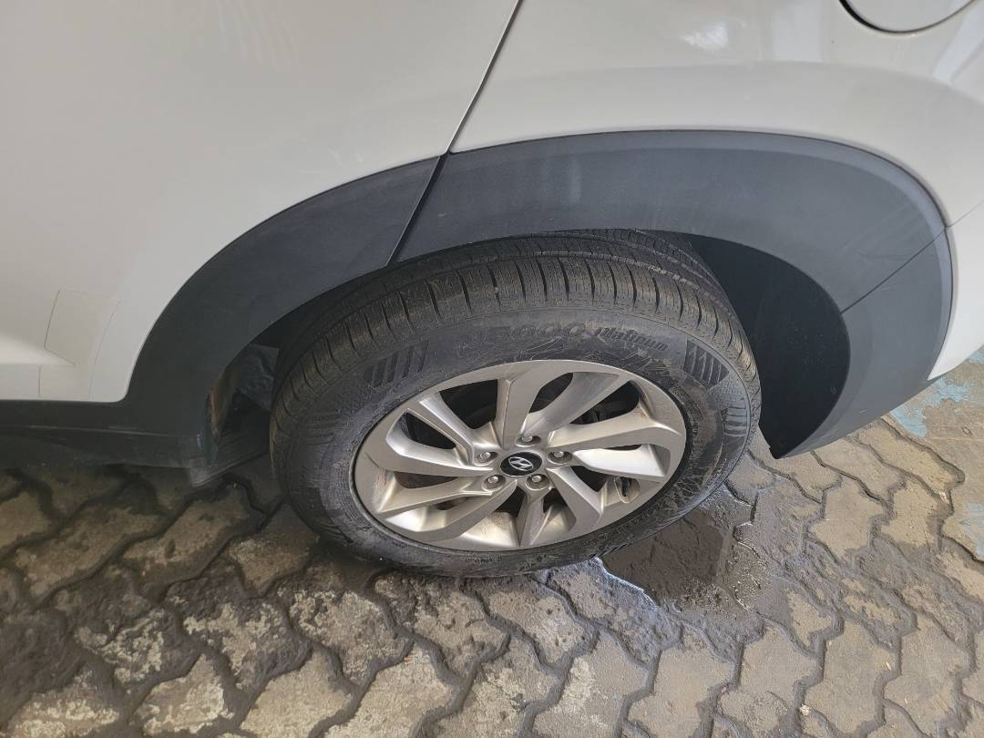 2017 HYUNDAI TUCSON — 55480 Miles — Lot 283072 - Marhaba Auctions Used Cars - Image 9