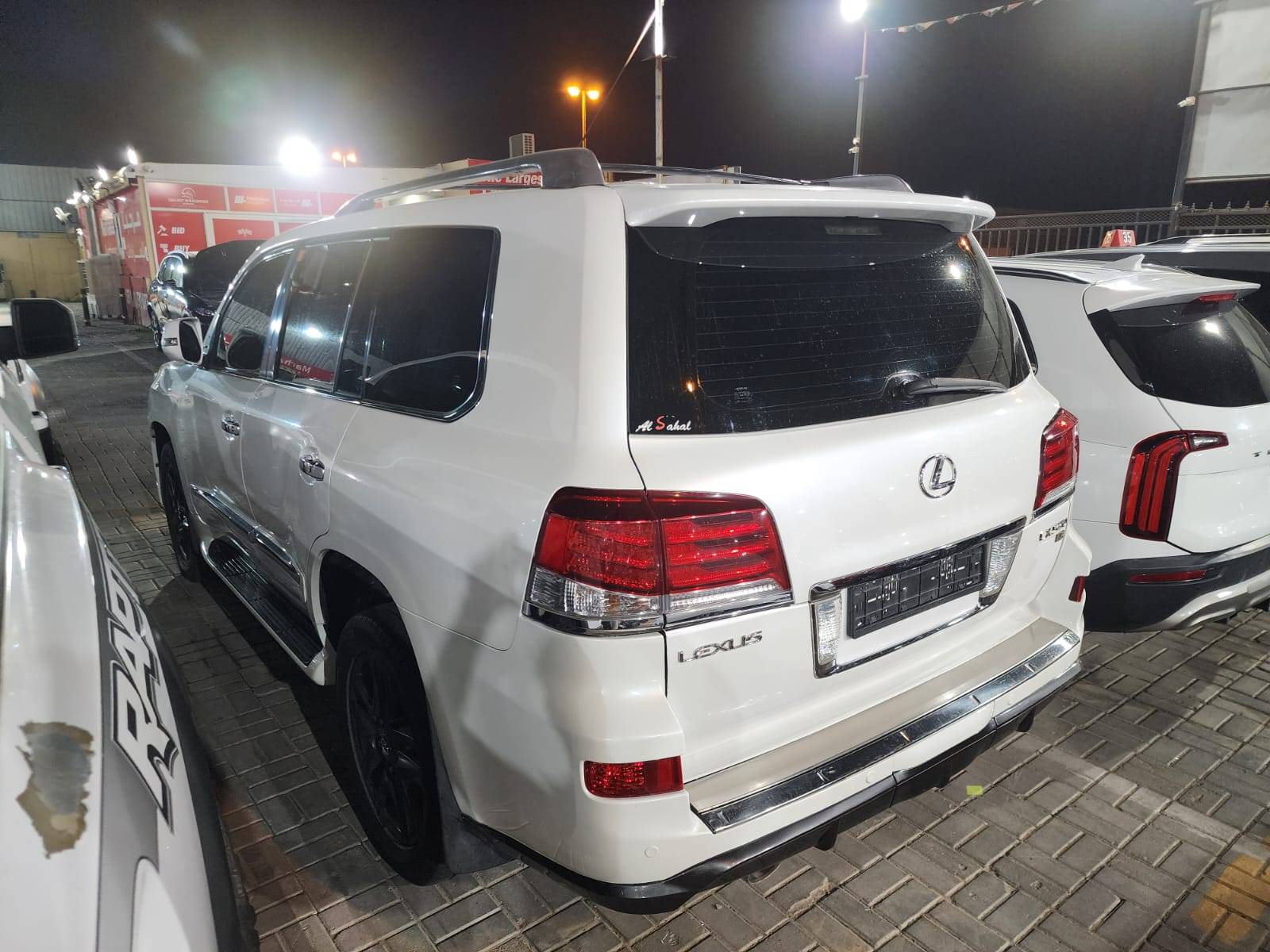 2012 LEXUS LX 570 — 349847 KM — Lot 084989 - Marhaba Auctions Used Cars - Image 8