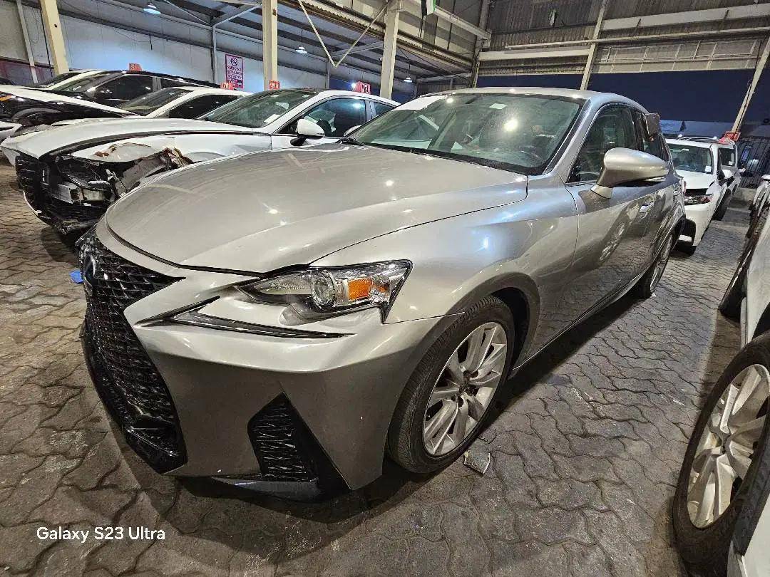 LEXUS IS 250 2015 - Marhaba Auction Used Cars - Image 4