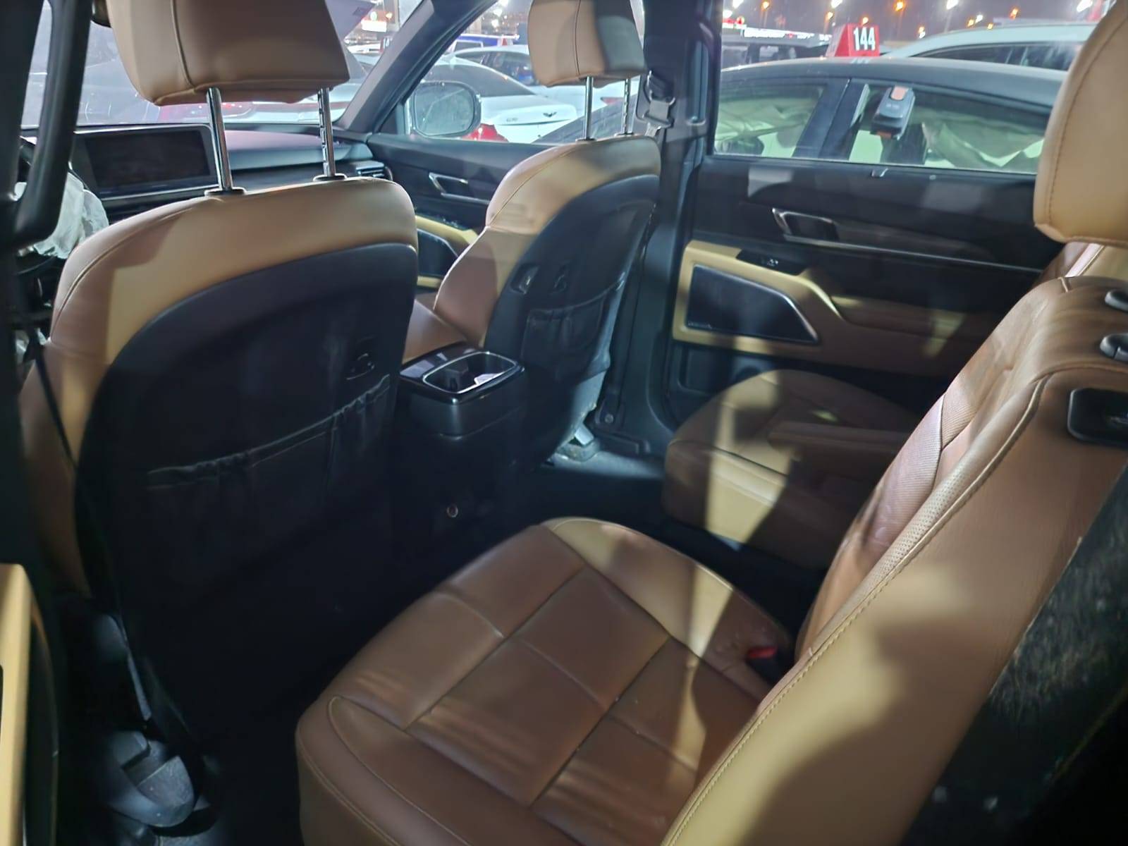 2022 KIA TELLURIDE — 93663 Miles — Lot 97441375 — Al Sajaa - Marhaba Auctions Used Cars - Image 8