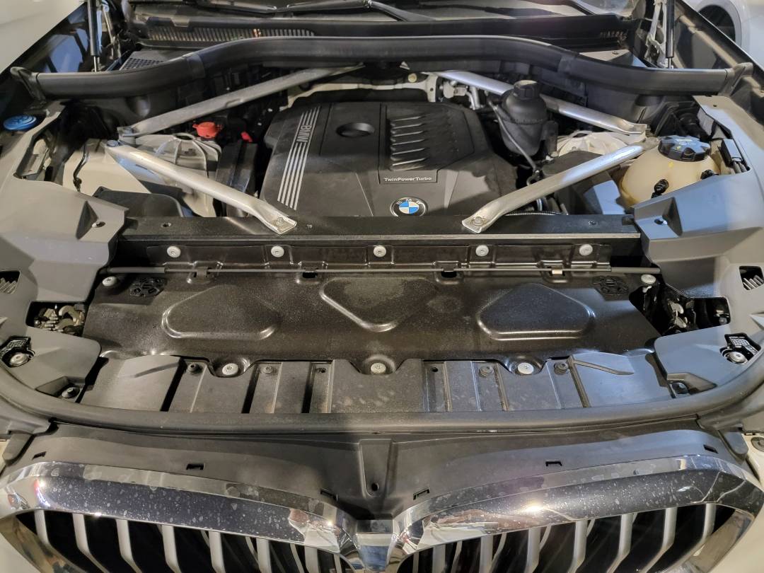 2019 BMW X5 XDRIVE40I — 117379 Miles — Lot KLL01597 — Main - Marhaba Auctions Used Cars - Image 12
