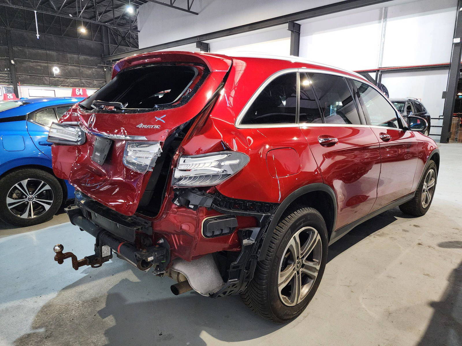 2018 MERCEDES BENZ GLC-300 — 89841 Miles — Lot 87150 — Main - Marhaba Auctions Used Cars - Image 5