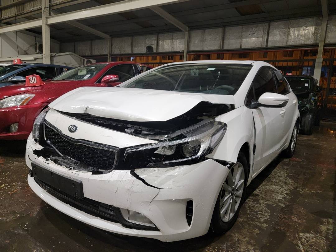 2017 KIA K3 — 79753 KM — Lot A667006 — Main - Marhaba Auctions Used Cars - Image 5