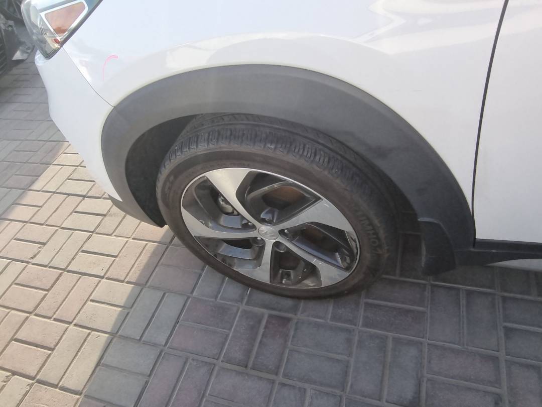 HYUNDAI TUCSON 2018 - Marhaba Auction Used Cars - Image 10
