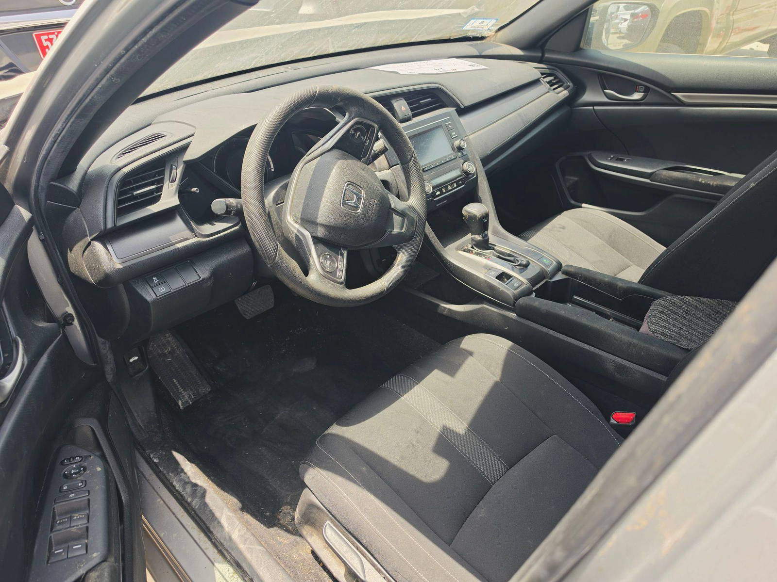 HONDA CIVIC 2018 - Marhaba Auction Used Cars - Image 8