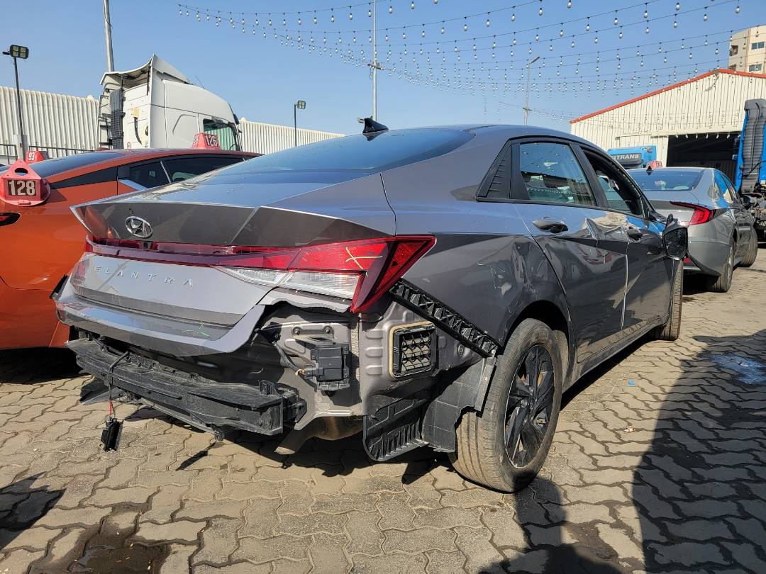 2021 HYUNDAI ELANTRA — 104887 Miles — Lot MU209928 — Main - Marhaba Auctions Used Cars - Image 3