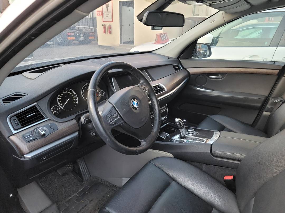 2011 BMW 535i GT — 227905 KM — Lot C351371 — Main - Marhaba Auctions Used Cars - Image 6