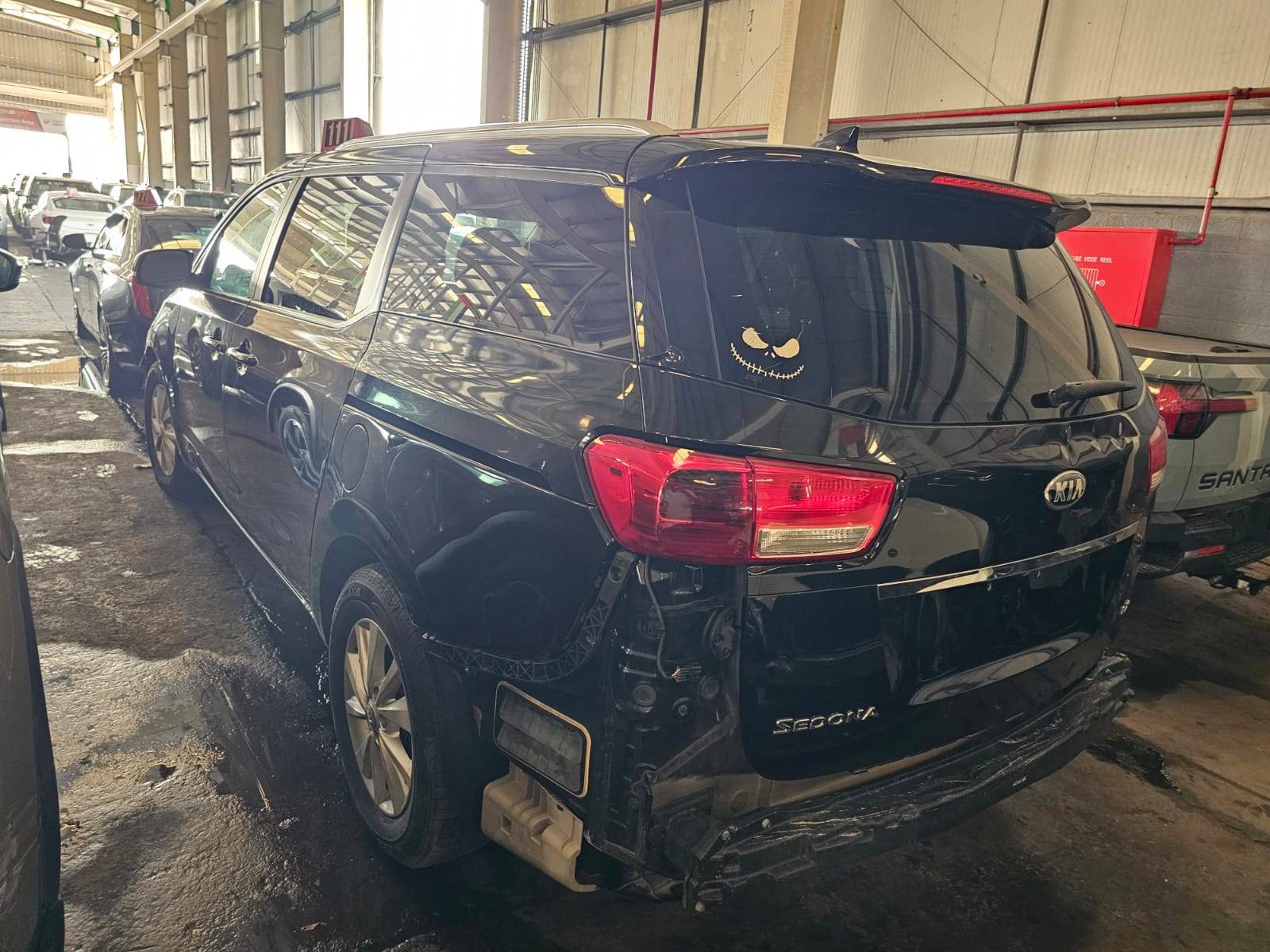 2017 KIA SEDONA — 133010 Miles — Lot 9H6246132 — Main - Marhaba Auctions Used Cars - Image 3