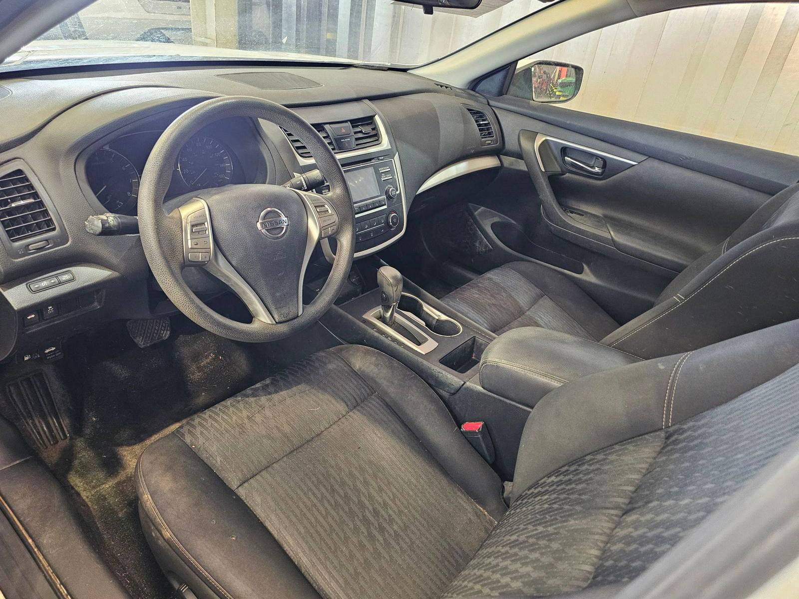 2017 NISSAN ALTIMA — 100553 Miles — Lot C258061 — Main - Marhaba Auctions Used Cars - Image 8