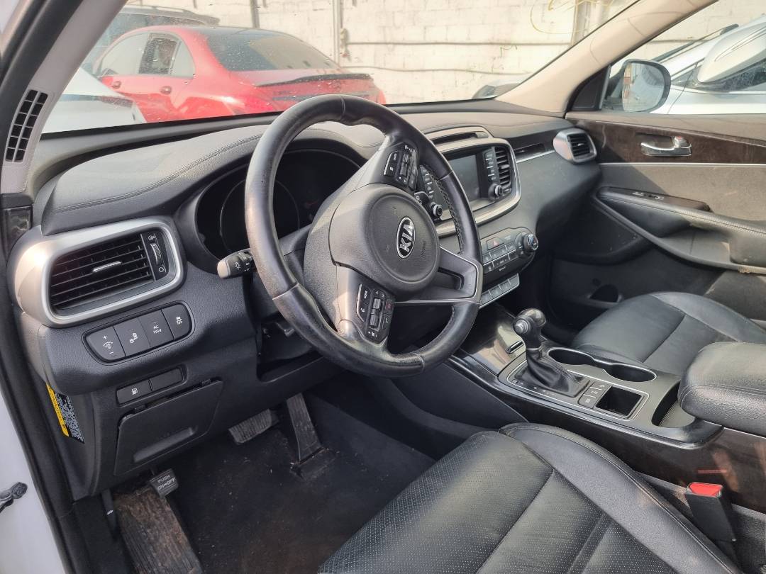 KIA SORENTO 2017 - Marhaba Auction Used Cars - Image 7