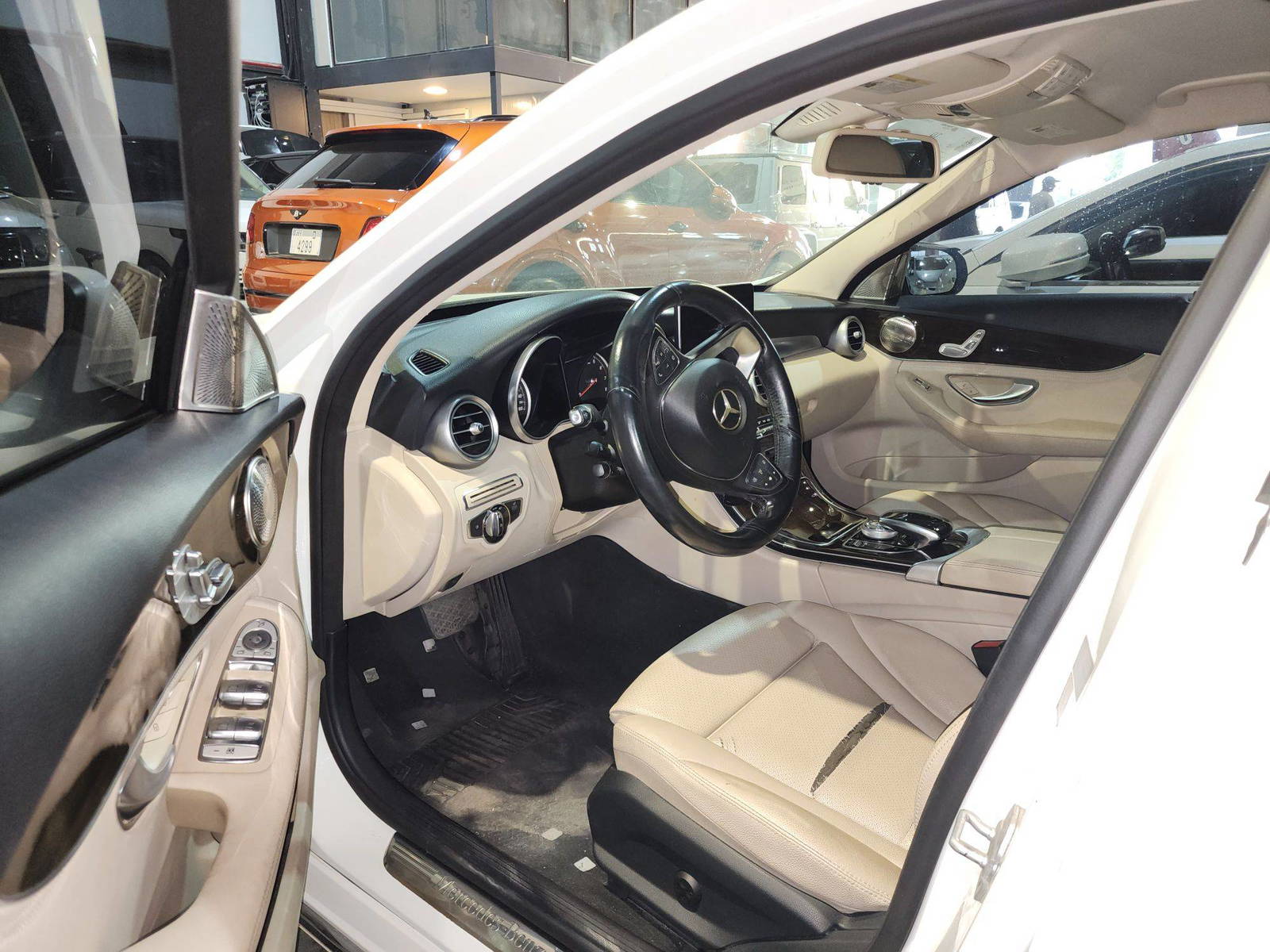 2015 MERCEDES BENZ C300 — 124910 Miles — Lot U060086 — Souq - Marhaba Auctions Used Cars - Image 10