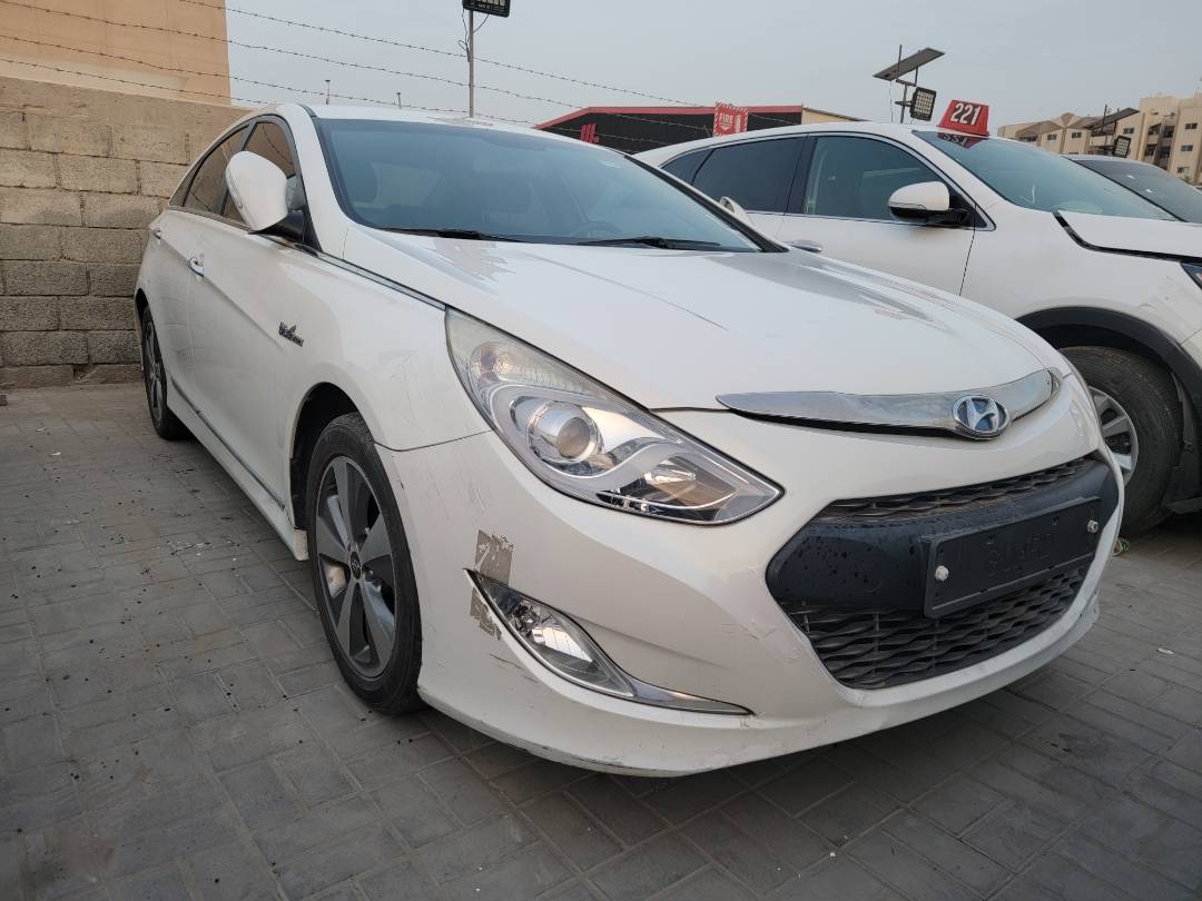 2012 HYUNDAI SONATA — 207366 KM — Lot 039989 — Main - Marhaba Auctions Used Cars - Image 4