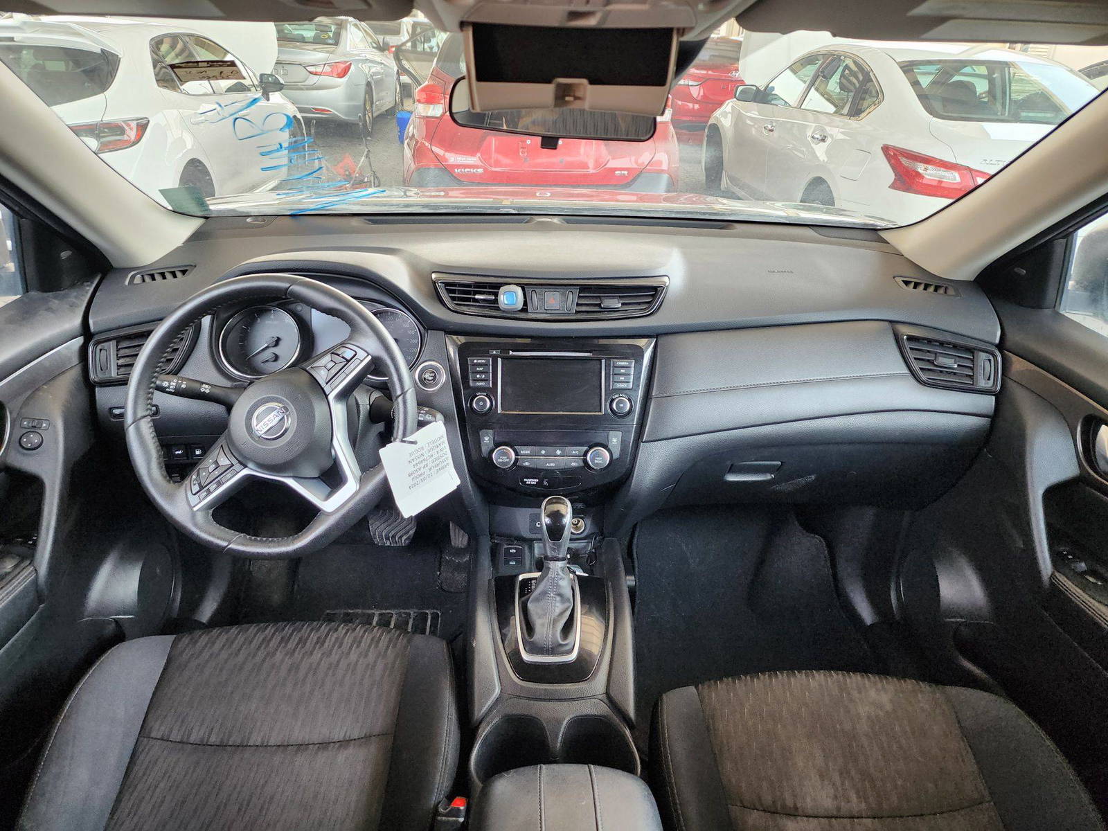 2019 NISSAN ROGUE — 102935 KM — Lot 764644 — Souq - Marhaba Auctions Used Cars - Image 7