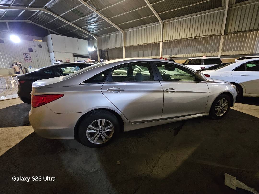 2014 HYUNDAI SONATA — 191949 Miles — Lot 42980230 — Main - Marhaba Auctions Used Cars - Image 6