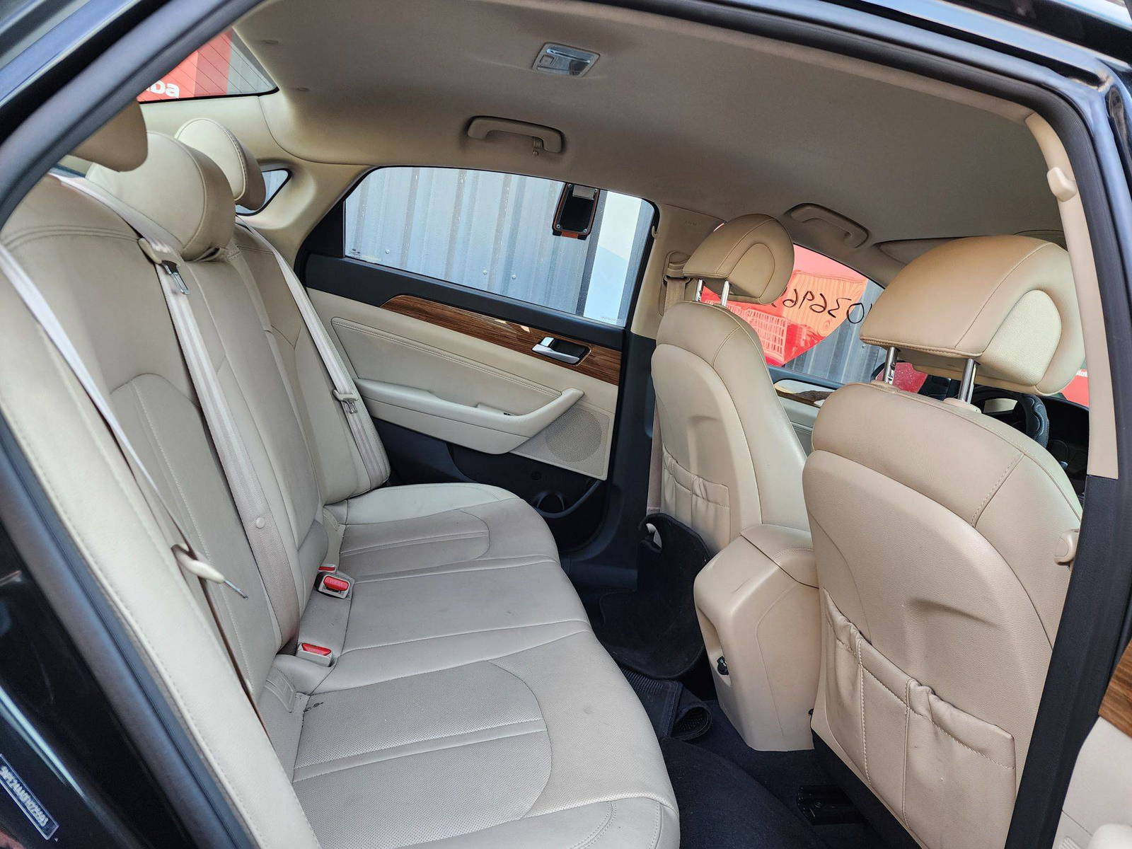2015 HYUNDAI SONATA — 149500 Miles — Lot 40369656 — Al Quoz - Marhaba Auctions Used Cars - Image 7