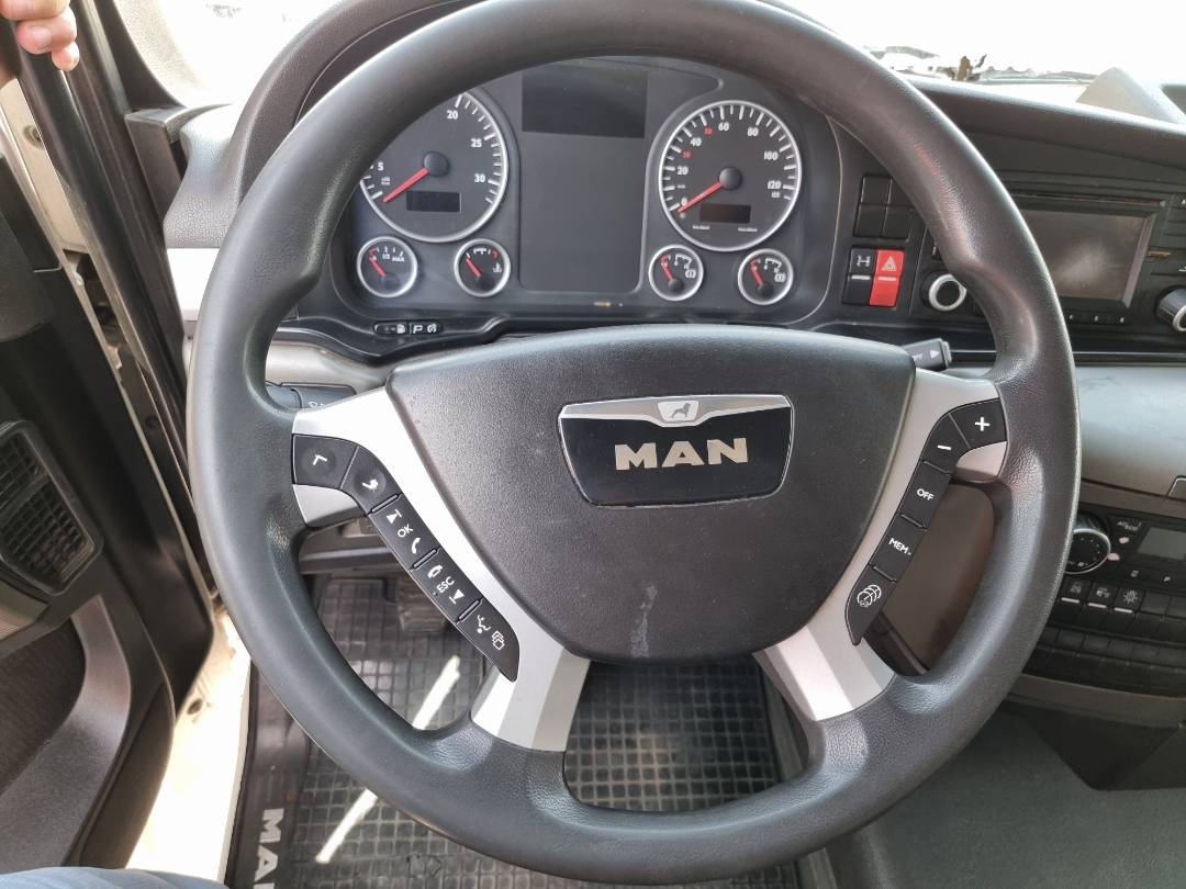 2014 MAN TGX 18.440 — 068605 KM — Lot W192372 — Main - Marhaba Auctions Used Cars - Image 7