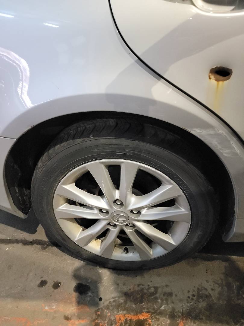 2011 LEXUS ES 350 — 126899 Miles — Lot 2461900 — Main - Marhaba Auctions Used Cars - Image 10