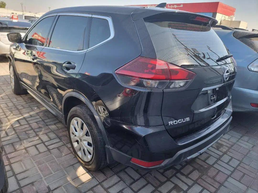 NISSAN ROGUE