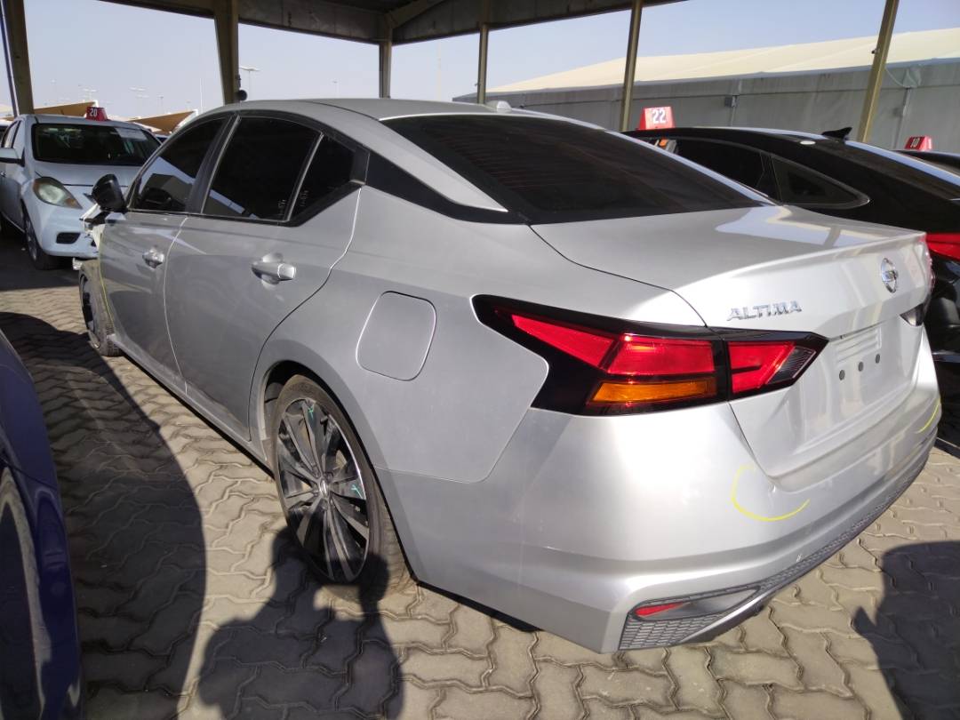 2019 NISSAN ALTIMA — 72818 Miles — Lot C159489 - Marhaba Auctions Used Cars - Image 5