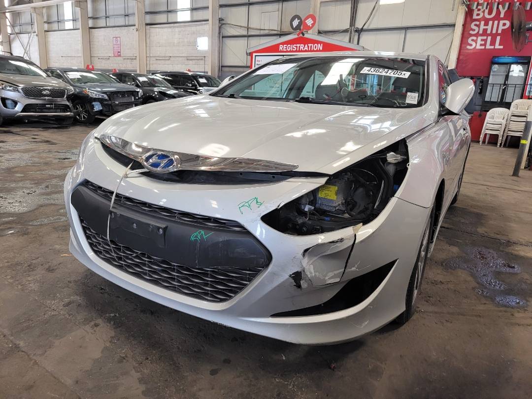 2015 HYUNDAI SONATA — 211973 Miles — Lot 8FA127695 — Main - Marhaba Auctions Used Cars - Image 5