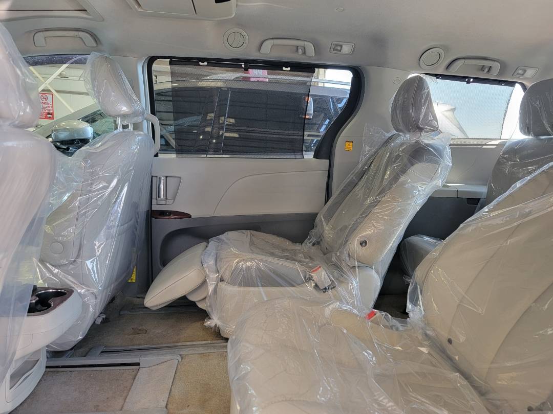 2013 TOYOTA SIENNA — 232577 Miles — Lot DS059258 — Main - Marhaba Auctions Used Cars - Image 7