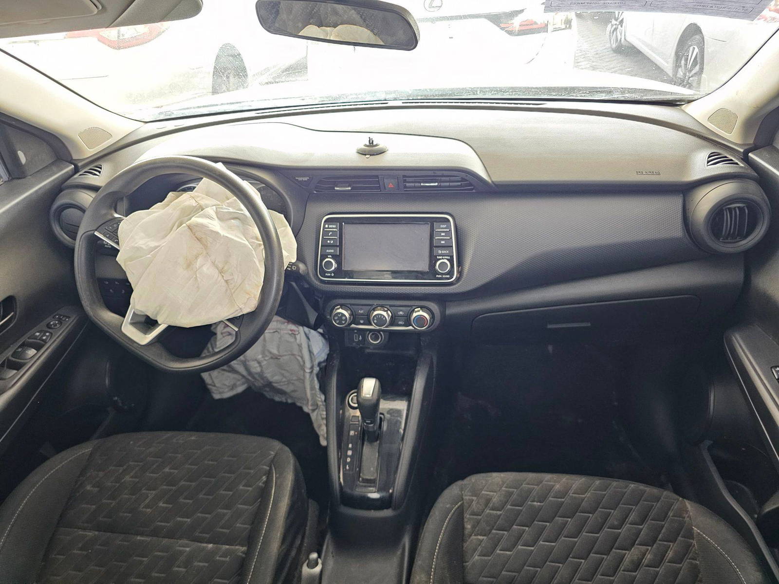 NISSAN KICKS 2022 - Marhaba Auction Used Cars - Image 5