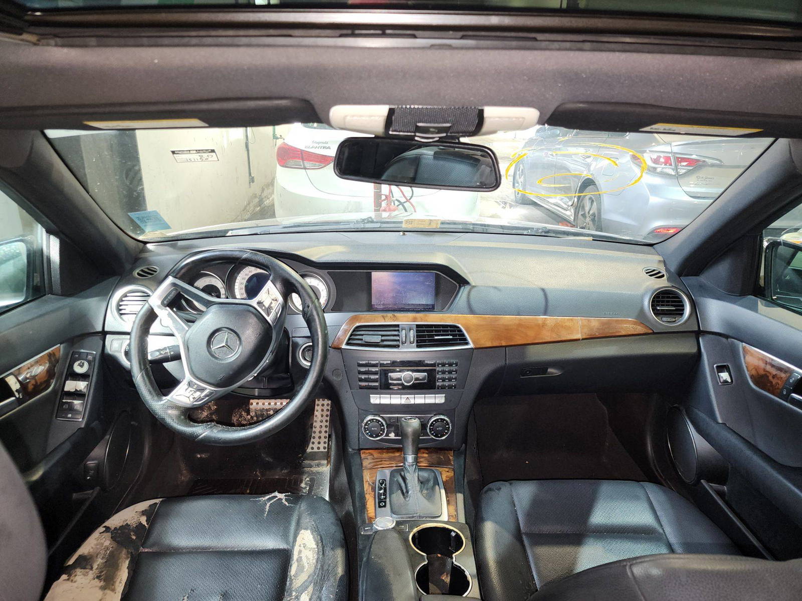 2012 MERCEDES BENZ C-250 — 151150 Miles — Lot 45656425 — Al Quoz - Marhaba Auctions Used Cars - Image 8