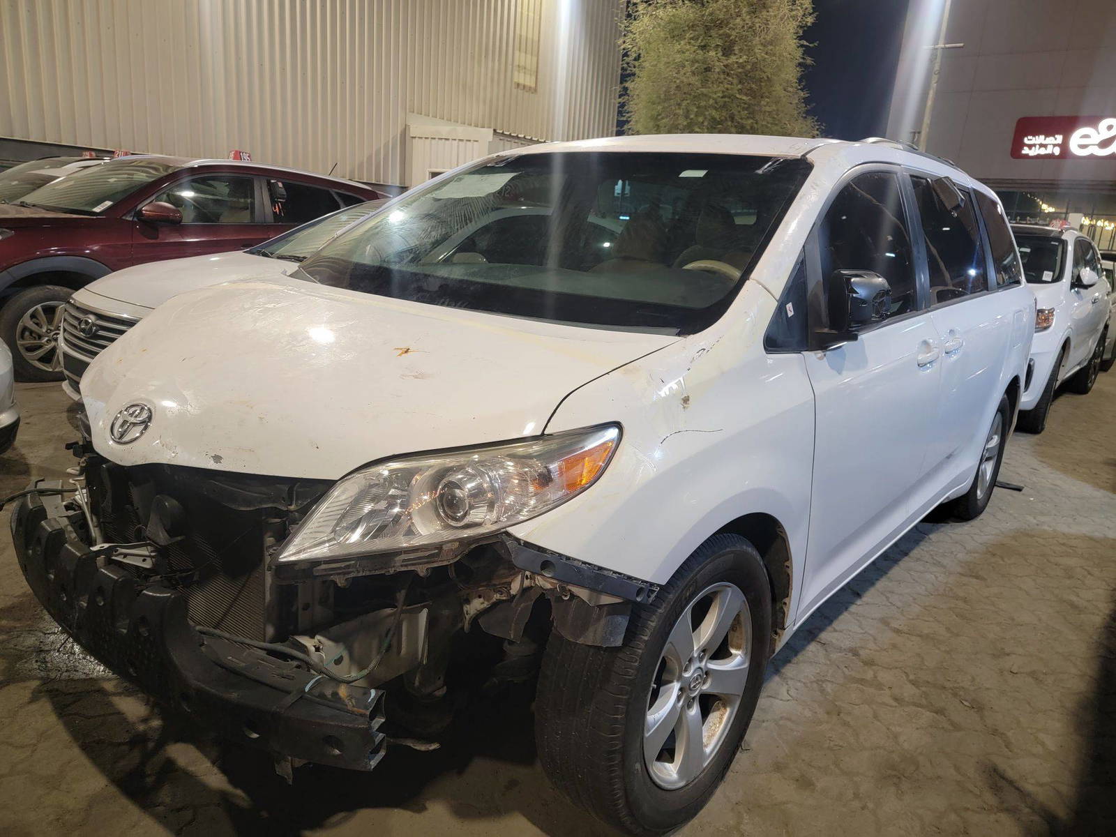 2014 TOYOTA SIENNA — 125861 Miles — Lot 518386 — Main - Marhaba Auctions Used Cars - Image 10