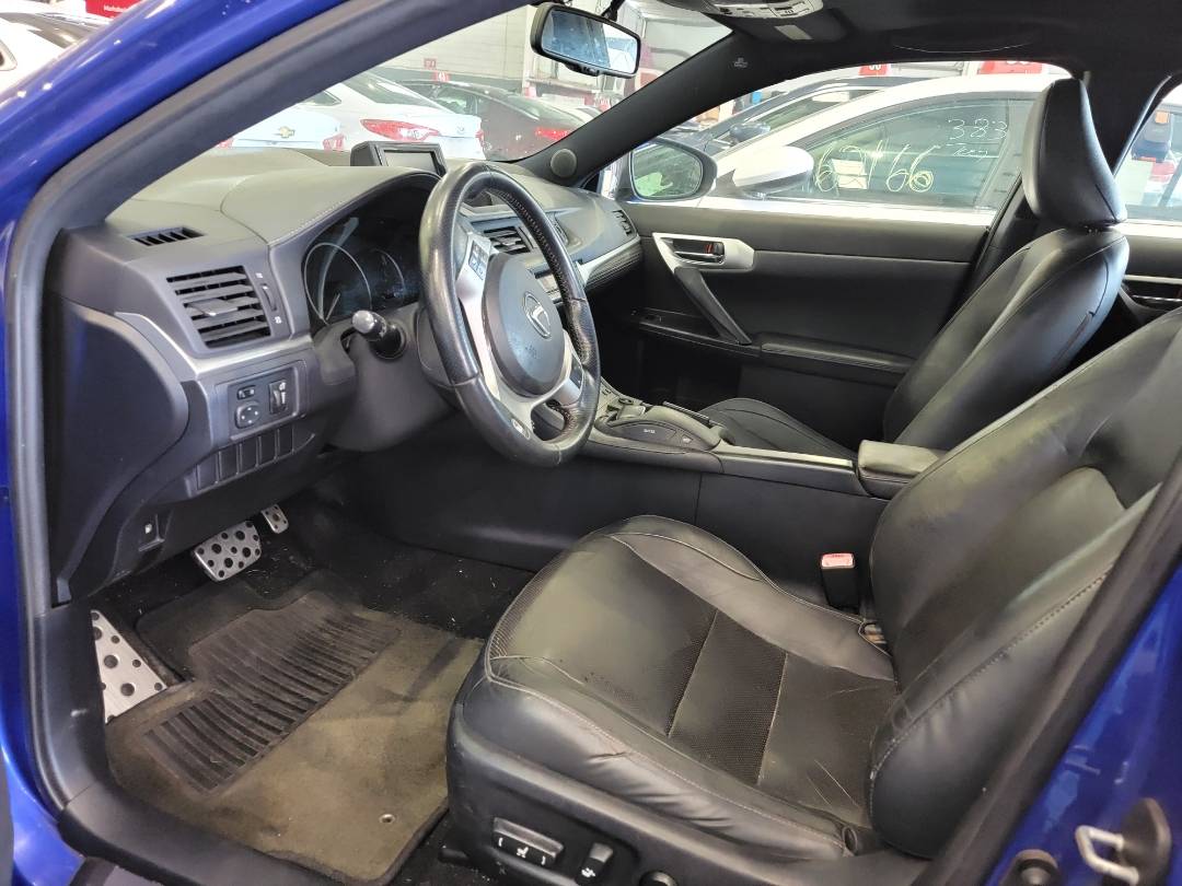 2012 LEXUS CT 200 — 71758 Miles — Lot 0C2046173 — Main - Marhaba Auctions Used Cars - Image 8