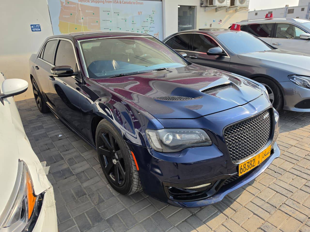 CHRYSLER 300 C 2014 view 2
