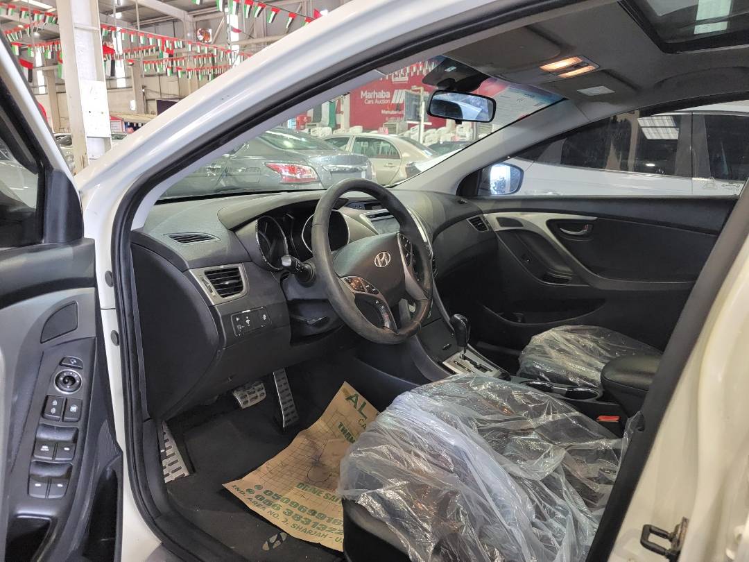 2012 HYUNDAI ELANTRA — 116638 KM — Lot S000200 — Main - Marhaba Auctions Used Cars - Image 6