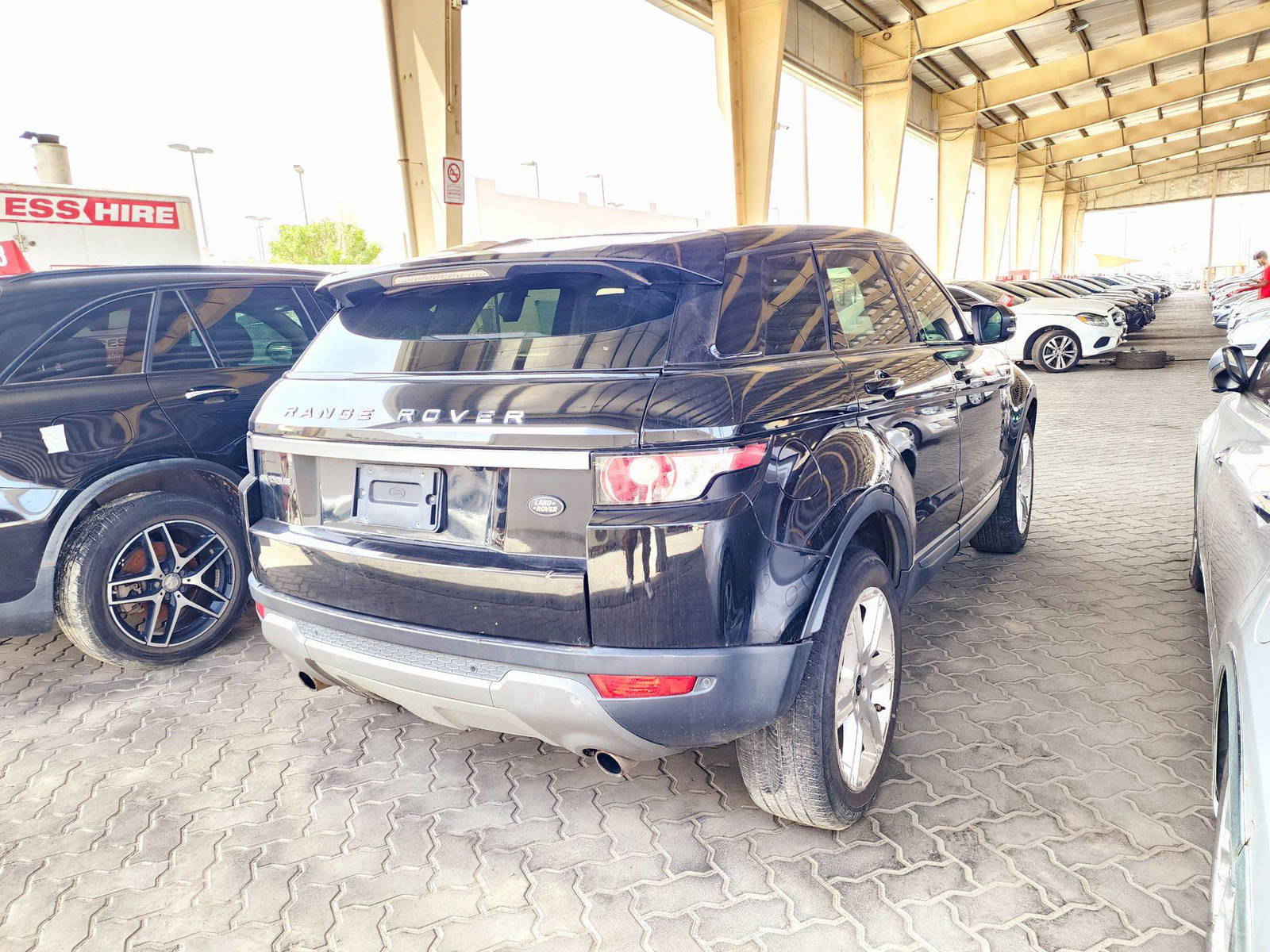2013 LAND ROVER RANGE ROVER EVOQUE — 163385 Miles — Lot DH717069 — Souq - Marhaba Auctions Used Cars - Image 3