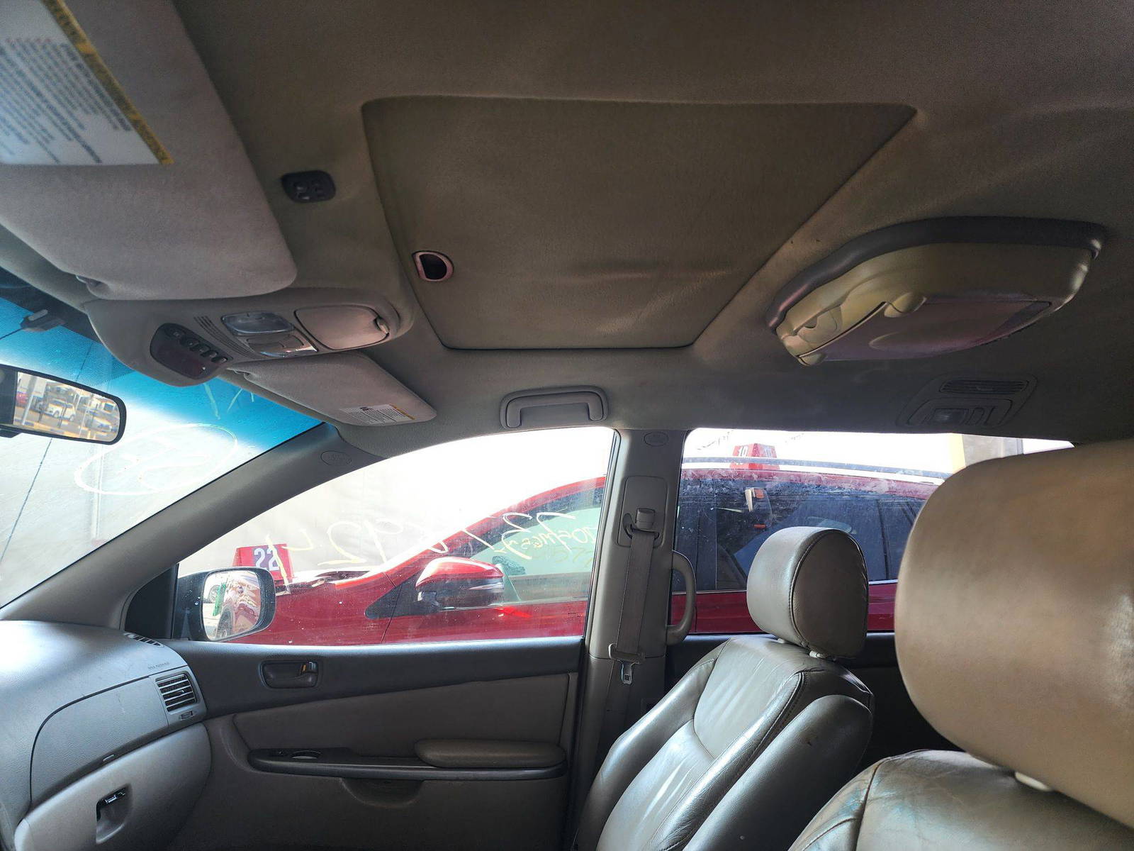 2006 TOYOTA SIENNA — 172116 Miles — Lot 73789243 - Marhaba Auctions Used Cars - Image 9