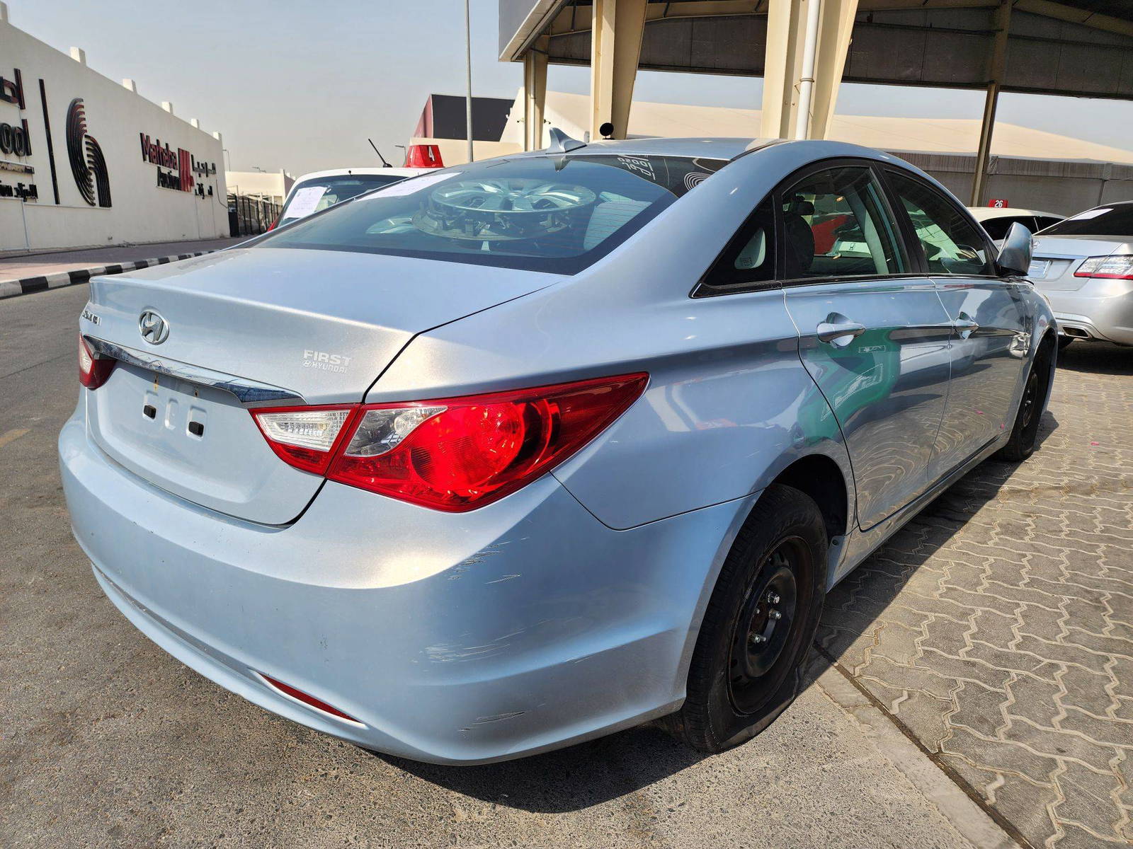 2011 HYUNDAI SONATA — 116913 Miles — Lot 42086884 — Souq - Marhaba Auctions Used Cars - Image 3
