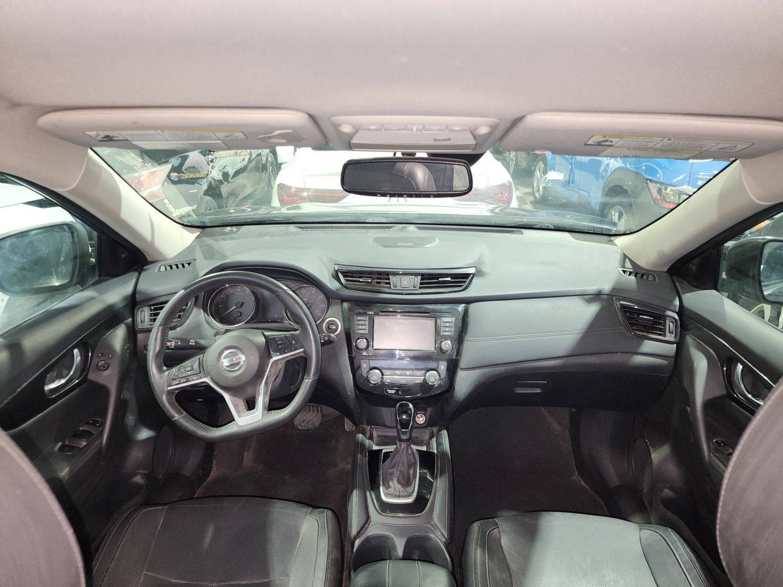 2018 NISSAN ROGUE — 151184 Miles — Lot 733970 — Al Quoz - Marhaba Auctions Used Cars - Image 8