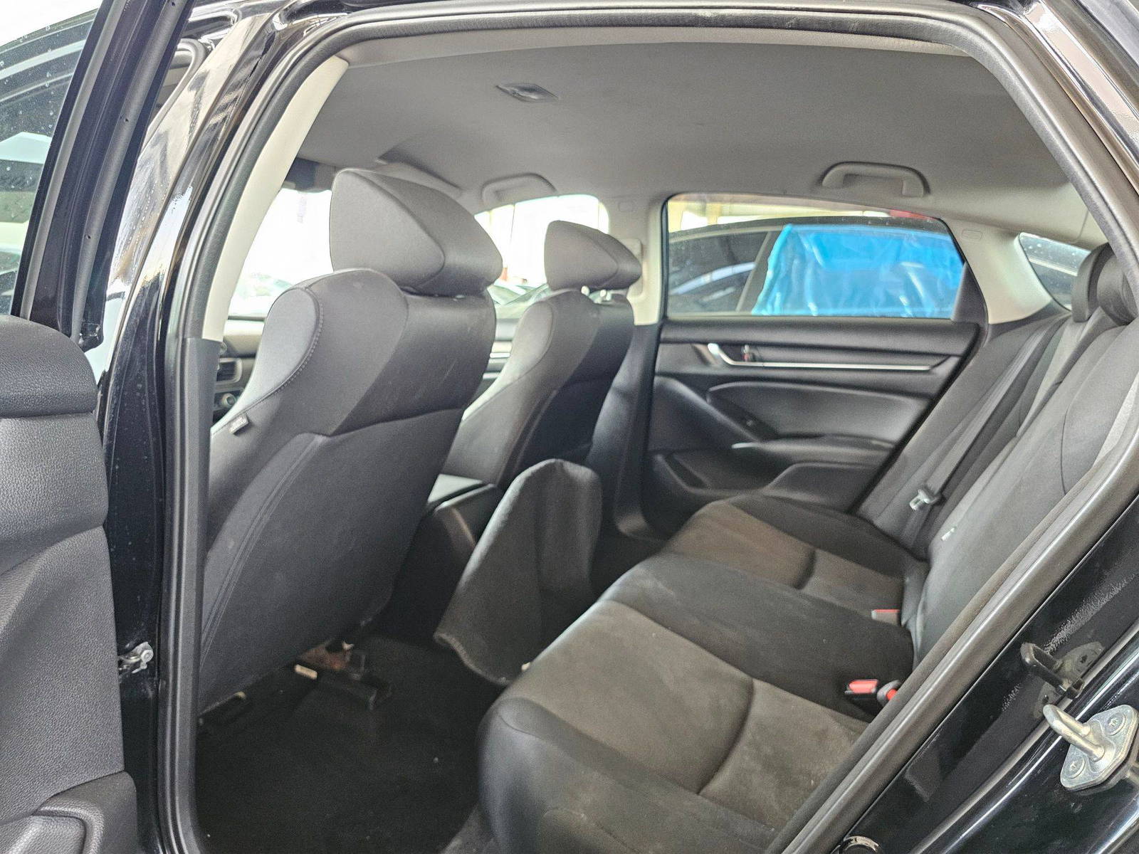 2021 HONDA ACCORD — 129236 Miles — Lot 18MA013150 — Souq - Marhaba Auctions Used Cars - Image 6