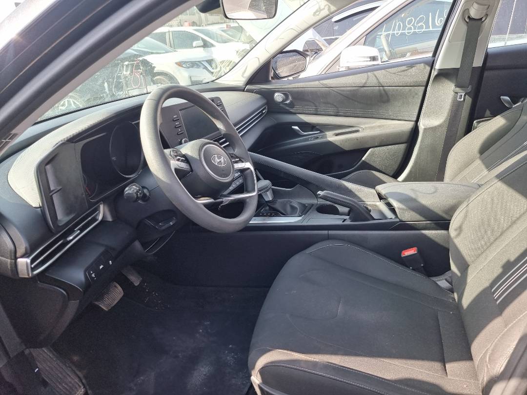 2022 HYUNDAI ELANTRA — 25856 Miles — Lot 065503 — Ind. 12 - Marhaba Auctions Used Cars - Image 9