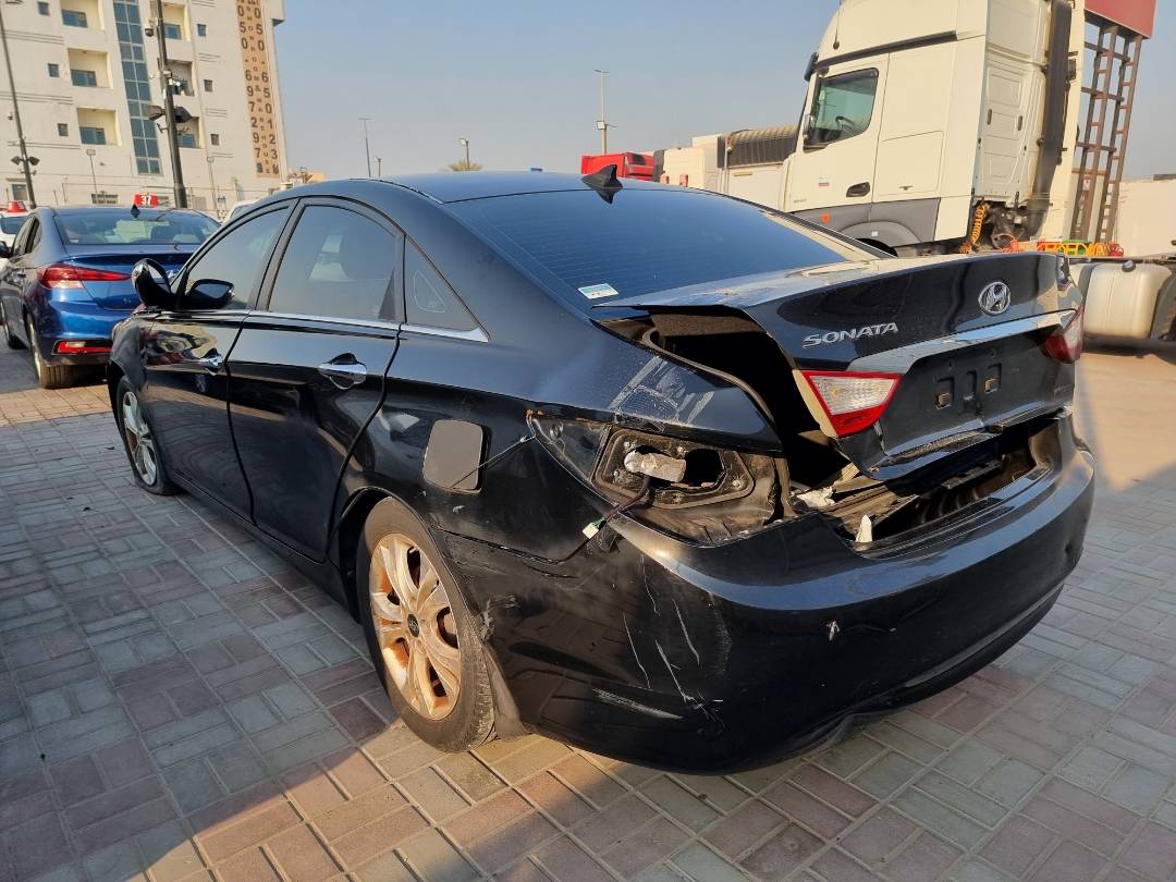 2013 HYUNDAI SONATA — 132305 Miles — Lot 0125487 — Main - Marhaba Auctions Used Cars - Image 5