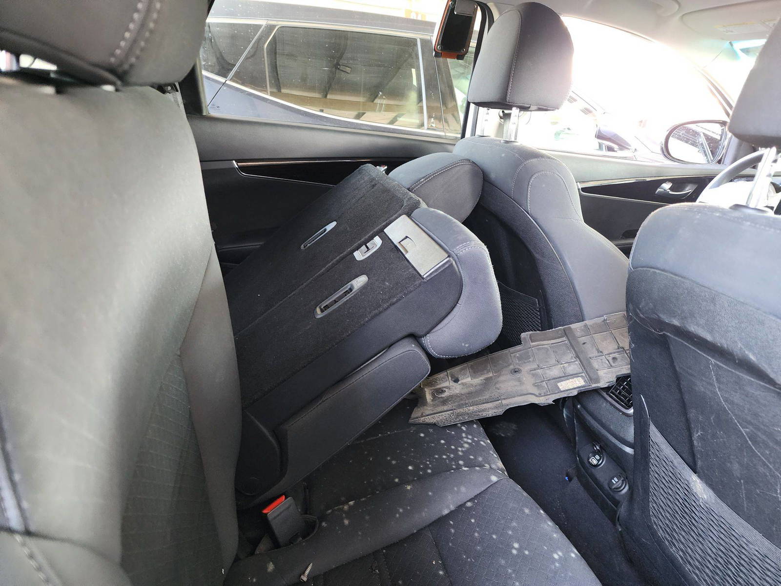 2020 KIA SORENTO — 45222 Miles — Lot LG658039 - Marhaba Auctions Used Cars - Image 10