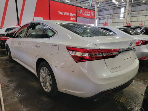 2013 TOYOTA AVALON for sale at Marhaba Auctions