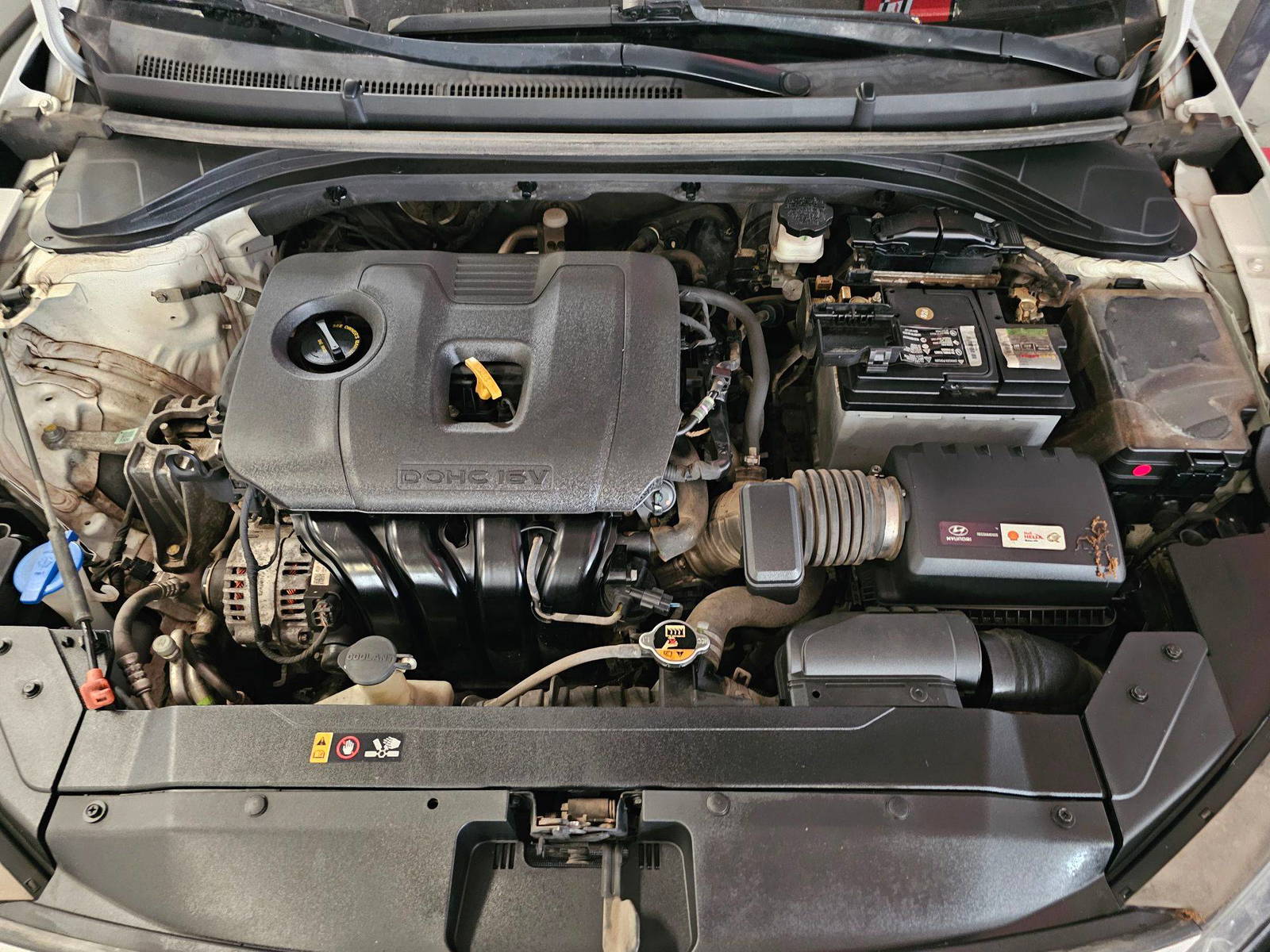HYUNDAI ELANTRA 2019 - Marhaba Auction Used Cars - Image 12