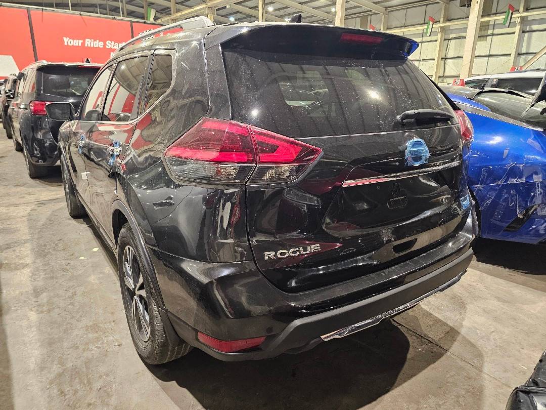 NISSAN ROGUE