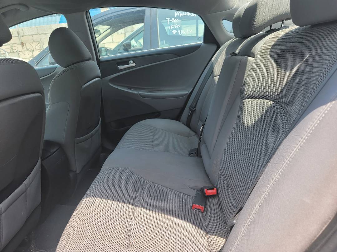 2011 HYUNDAI SONATA — 168307 Miles — Lot 38658983 — Main - Marhaba Auctions Used Cars - Image 6